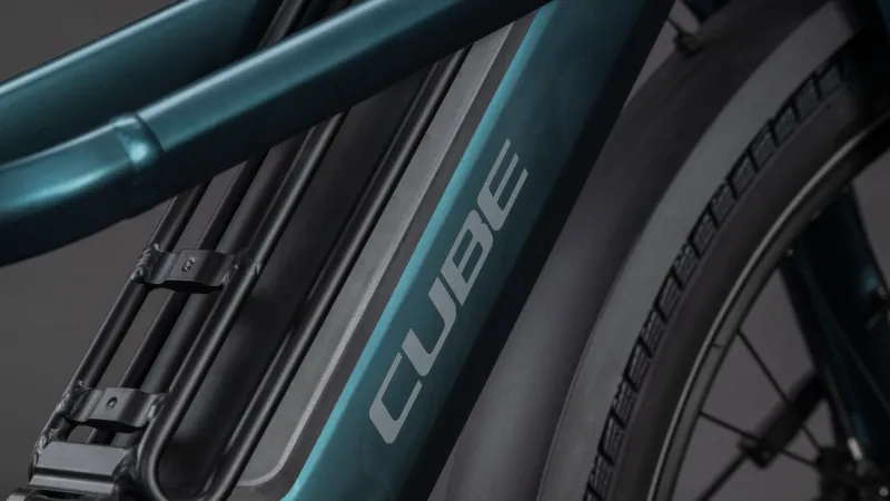 Cube Longtail Hybrid Family 800 – detail